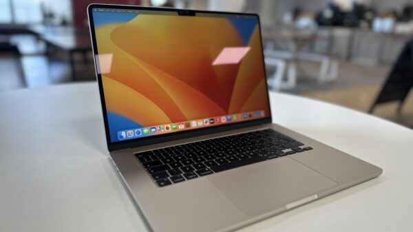 Apple MacBook Air M2 (2023)
